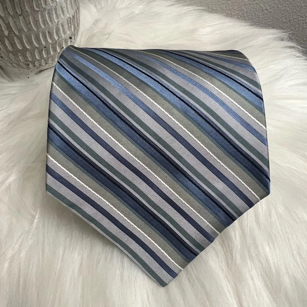 Dkny bundle three